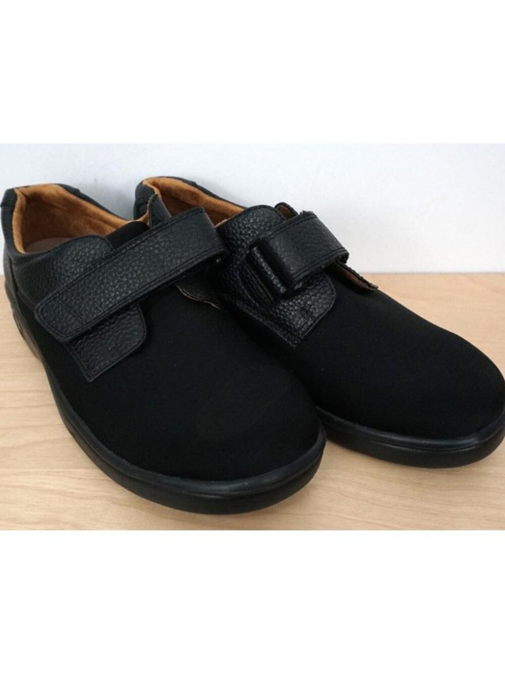 Dr. Comfort Womens Annie Black Stretchable Diabetic Casual Shoes Size 9.5M